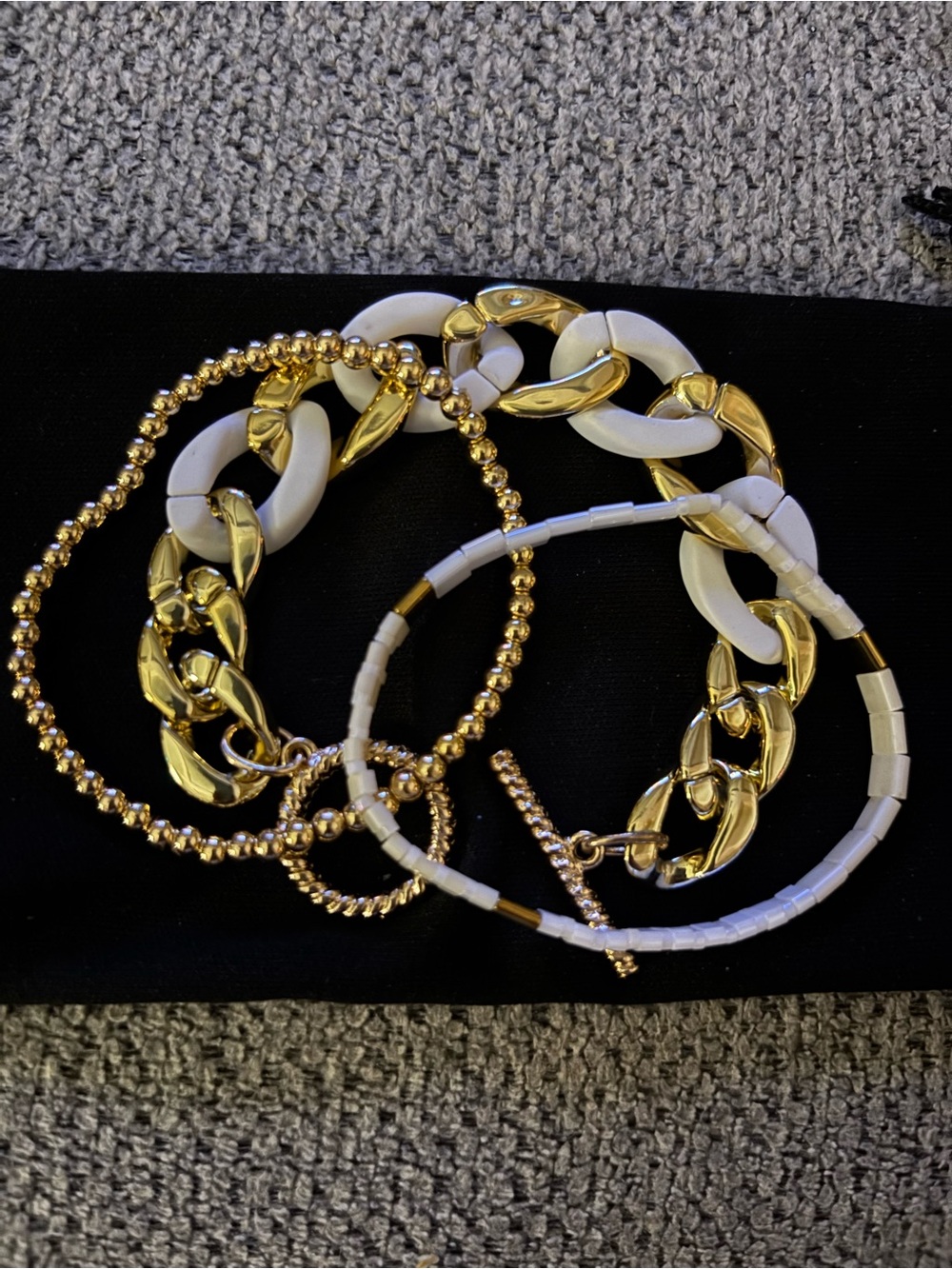 Fashion Jewelry Gold and White Mixed-Link Bracelet Set